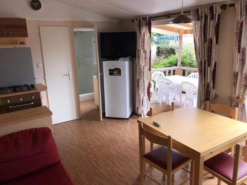 Mobil-Home Felix Ducournau Gastes Exterior photo